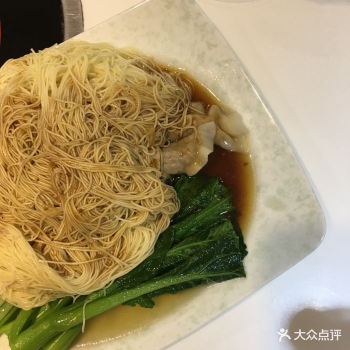 鱼皮角蚝油捞竹升面