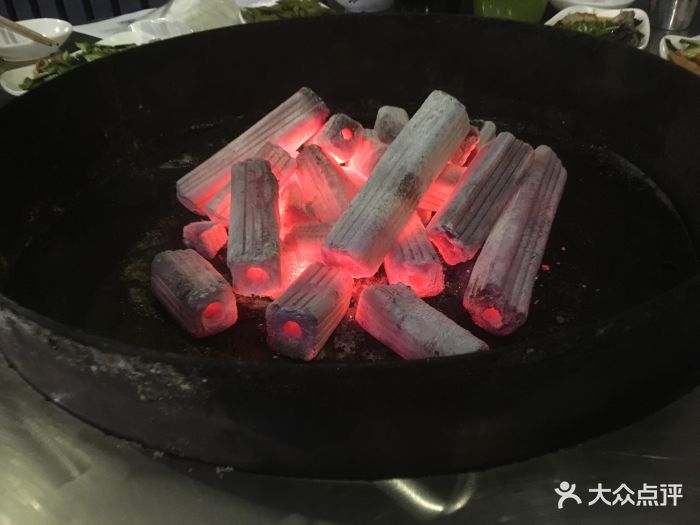 老安火盆烤肉(金寨路店)炭火图片 - 第102张