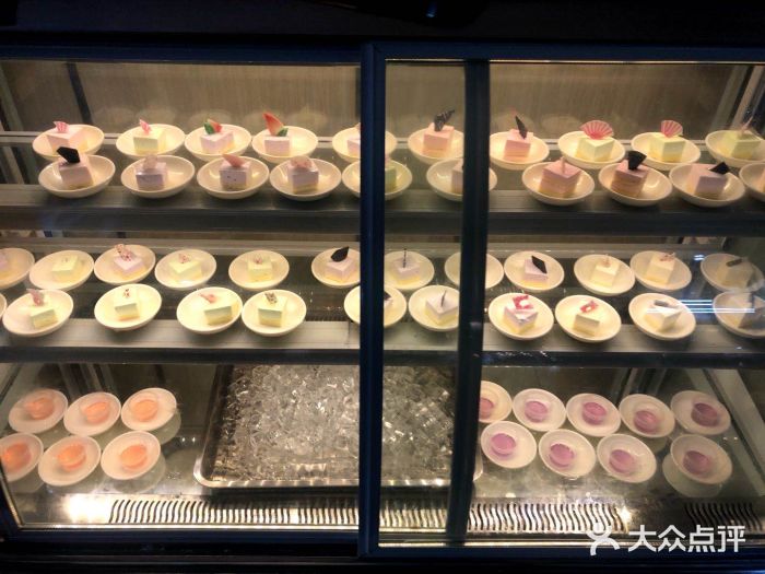 金色池塘温泉酒店(南亚店)图片