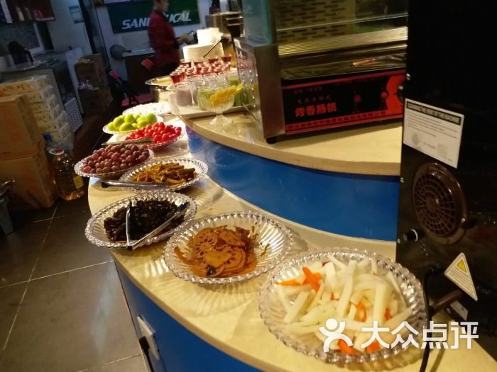 胜豪客半自助西餐厅(廉江鑫源广场店)图片 第1张
