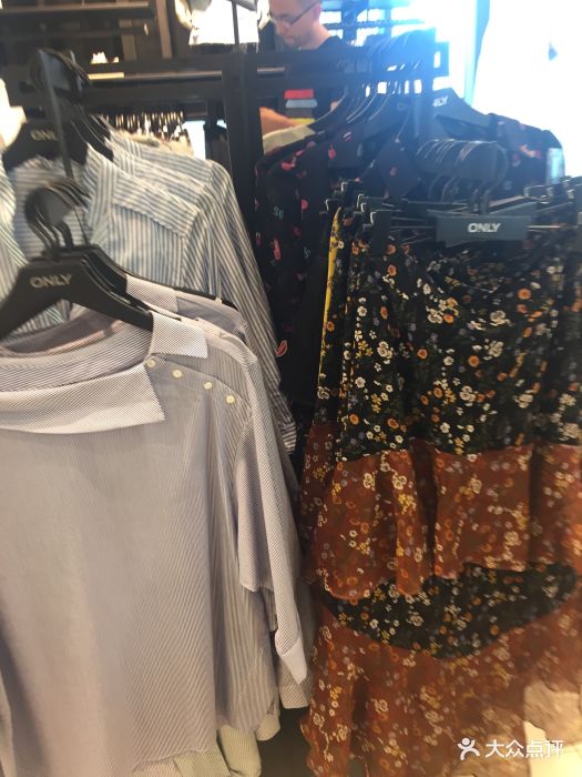 only veromoda(佛罗伦萨小镇奥莱店)图片 - 第2张