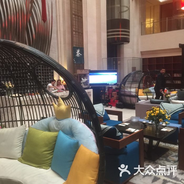 贵和皇冠假日酒店名士茶馆