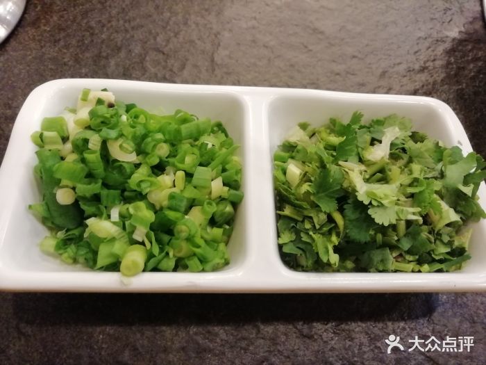 川成串 串串香火锅(磨房北里店)葱花香菜图片 - 第337张