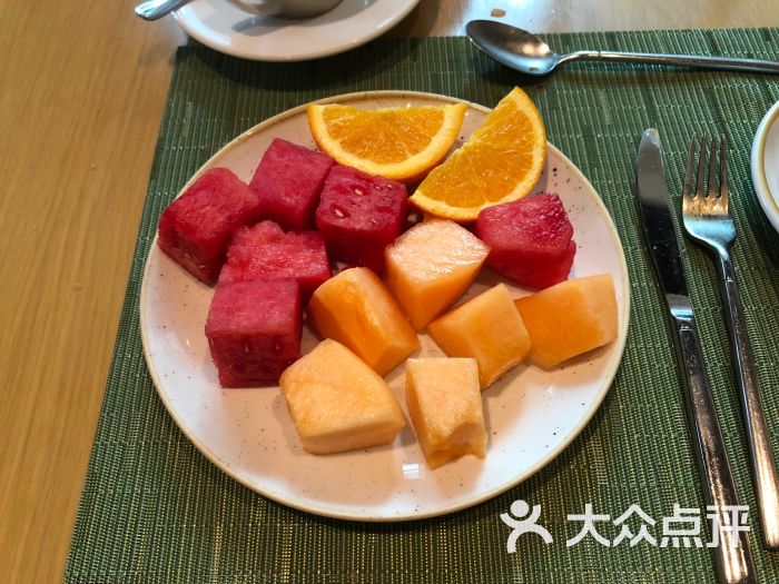 康得思酒店:酒店位于旺角,离地铁站很近,和.香港