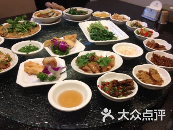 燕鲍翅_祥记燕翅鲍人均消费(2)