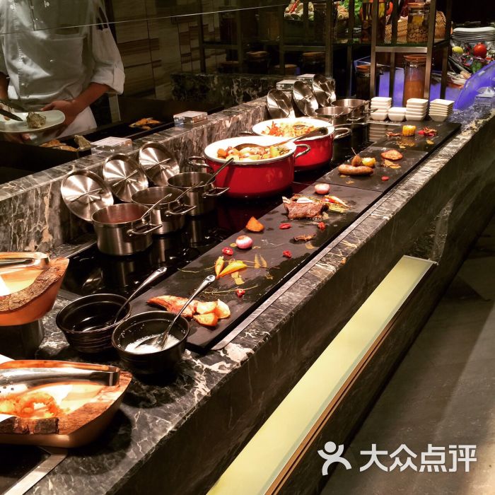 (非常好) 团购点评                          很好,湛江最好的自助餐