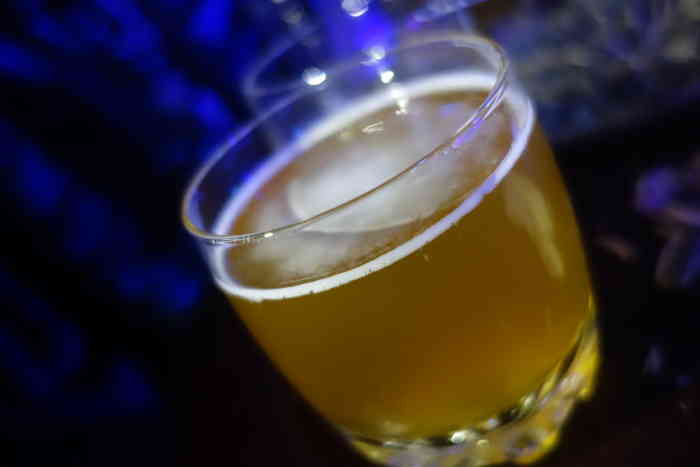 觅酒吧-"还不错喜欢安静的喝一杯酒,吃的东西一般般.