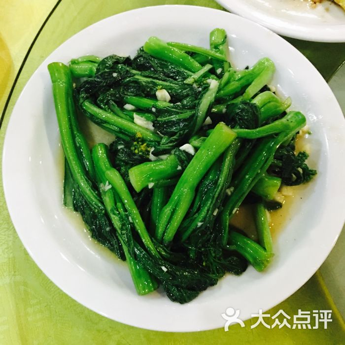 蒜蓉炒菜心