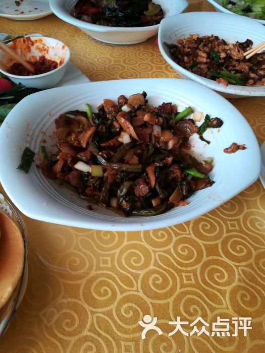 丰收门:位置在沈河八院正对面,菜以东北.沈阳美