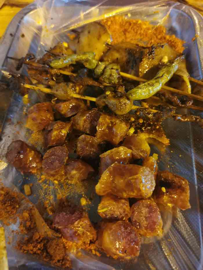 李记烧烤(八鸽岩路)