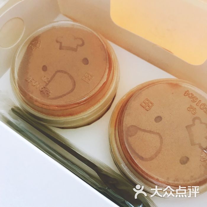 奶熊半熟乳酪(苪欧百货店)