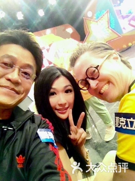 琴声艺动音乐制作工作室-琴声艺动刘老师(左)与