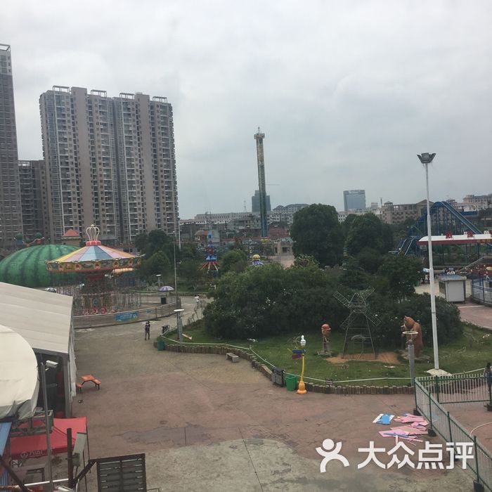 梦湖合家欢乐园