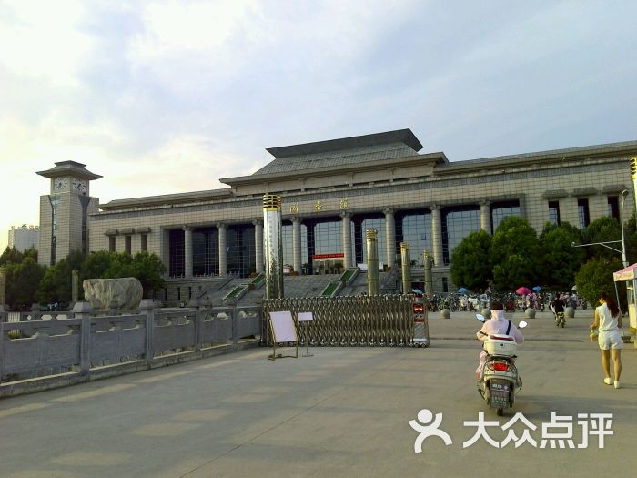 黄淮学院图书馆图片 - 第5张