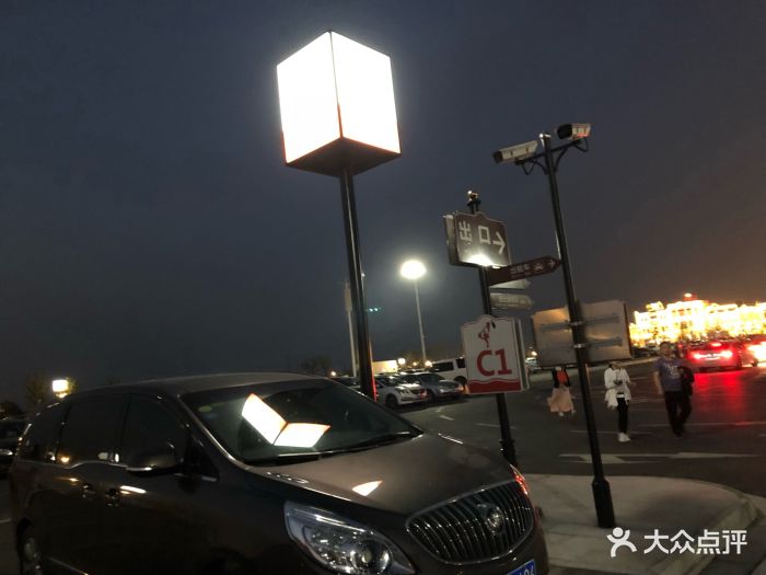 华谊兄弟电影世界P1停车场