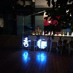 银泰秀酒吧人均消费_酒吧图片喝酒真实照片