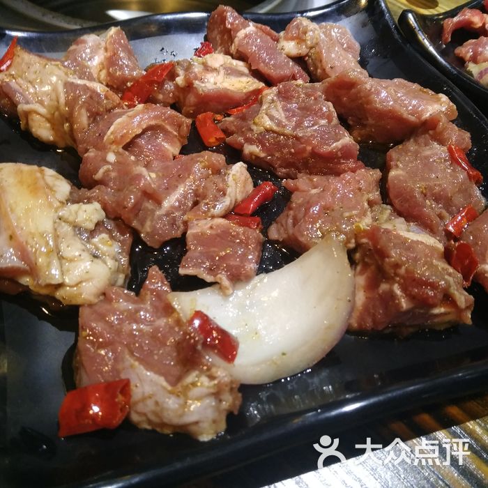 莱真牛炭火烤肉