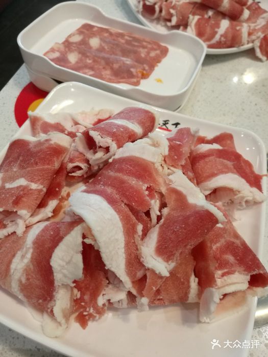 嗨天下海鲜烤肉火锅自助餐厅羊肉卷图片 - 第1张
