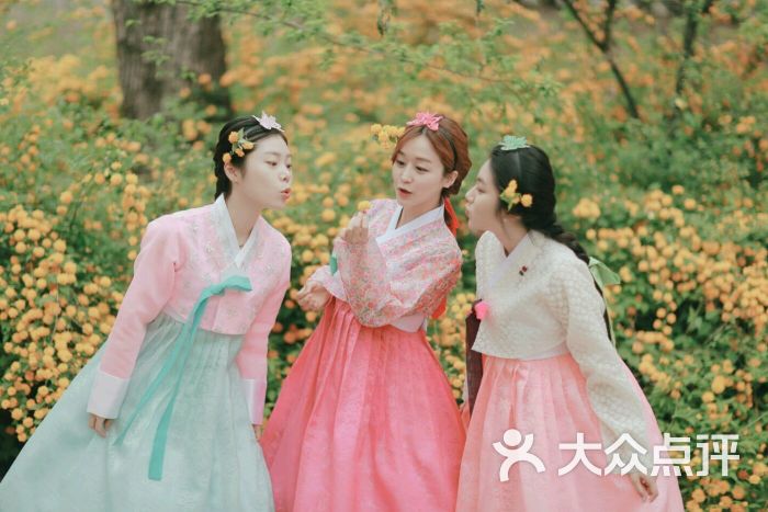 公主韩服(韩服租借店)上传的图片