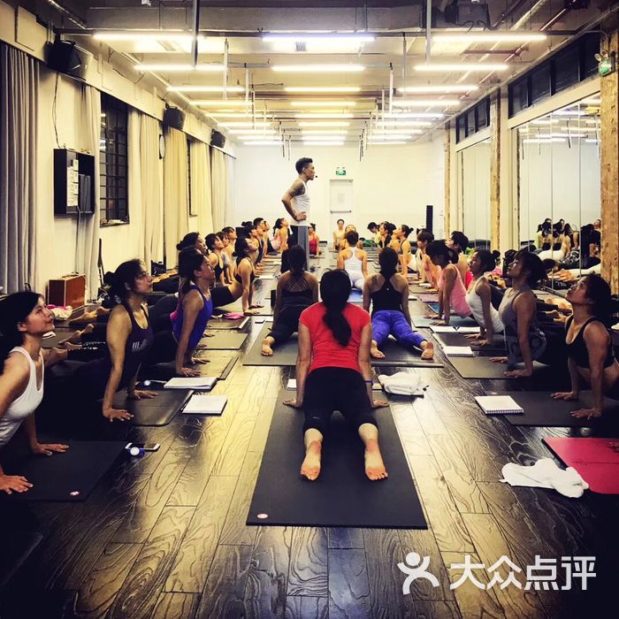 maniyoga曼逸瑜伽