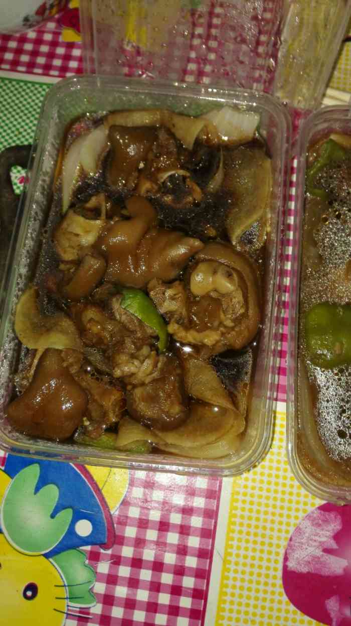 陈风黄焖鸡米饭(中街店)-"佬表食品那条巷子里,周围和