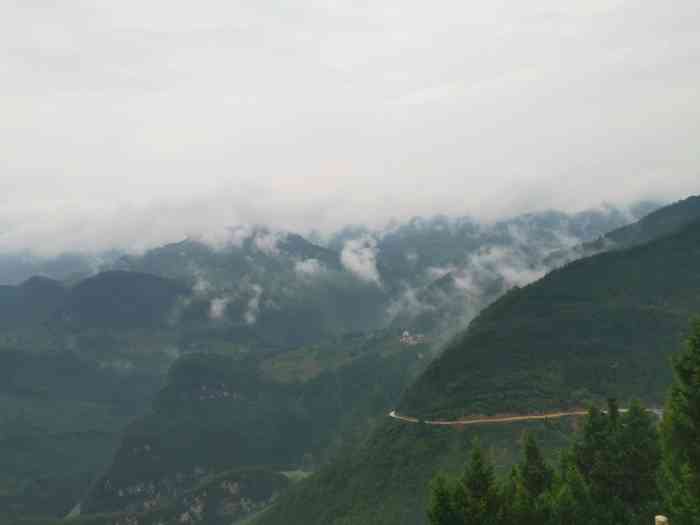 空山天盆风景区-""空山战役遗址"位于通江县空山乡,红军8.