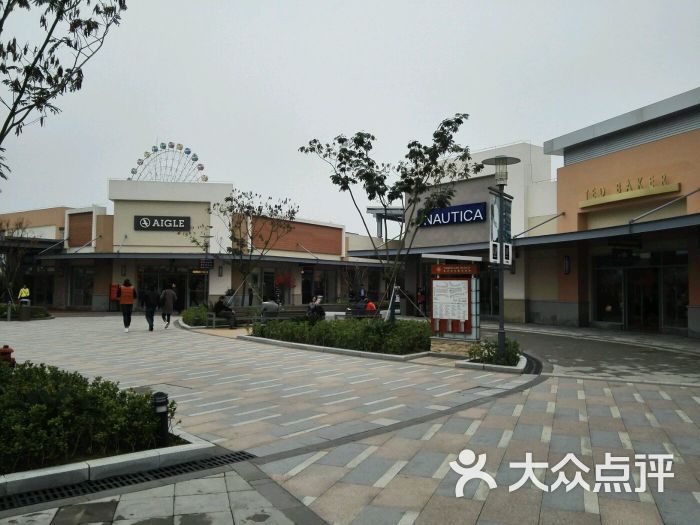南京东郊奥特莱斯的点评