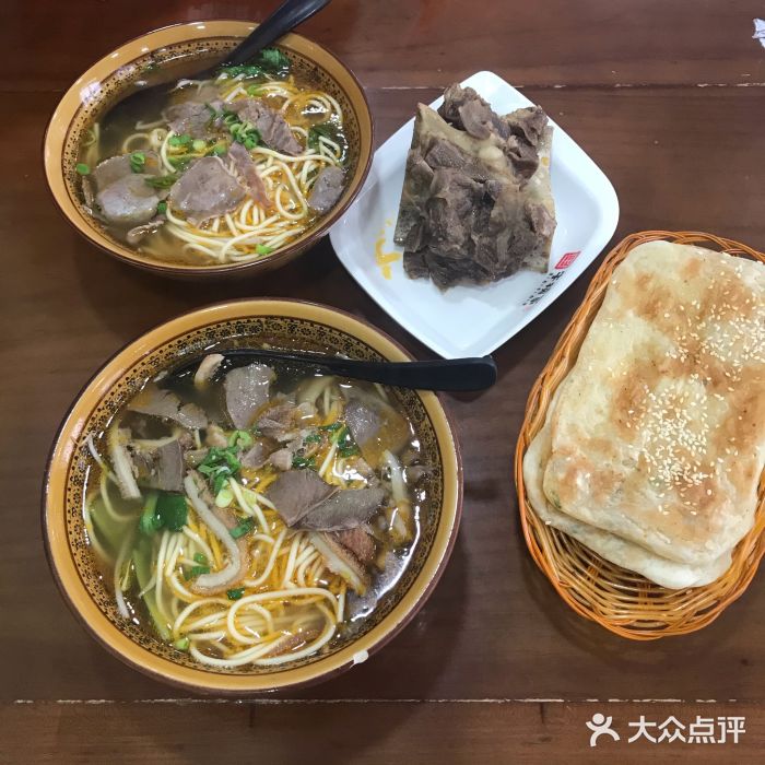 牛犊家胡氏淮南牛肉汤(里颜港店)图片