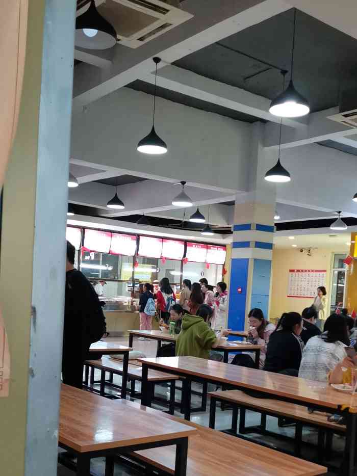 中国海洋大学南区三餐厅-"物美价廉!菜很好吃!种类!最