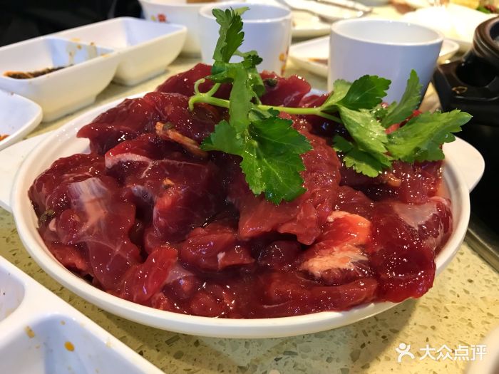 鲜黄牛肉