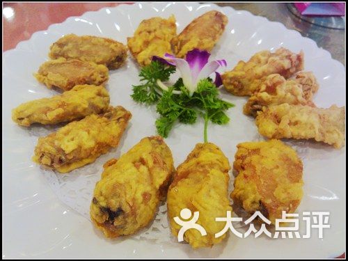 燃烧的红蜡烛_红蜡烛动态背景图片_红蜡烛海鲜粥城菜谱(3)