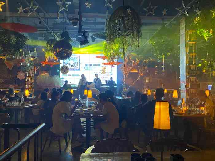 胡桃里音乐酒馆(百乐门店)-"合肥胡桃里酒吧早有耳闻