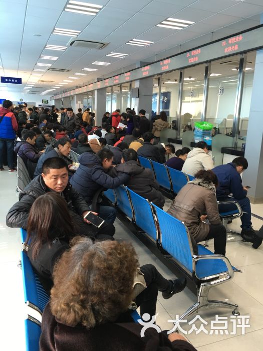 上海车辆管理所二分所停车场-图片-上海爱车