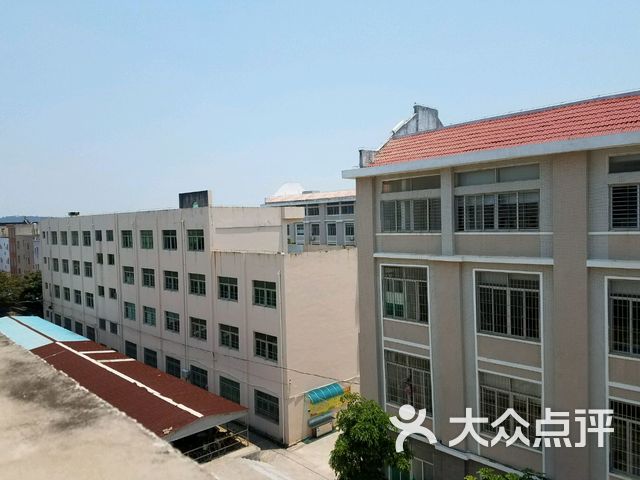 东山县西埔中学
