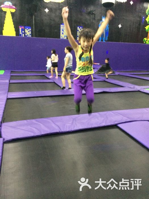 酷跳蹦床主题公园-图片-深圳