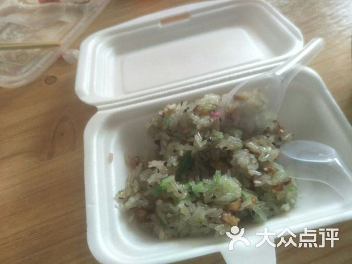 兴化小吃:位于平潭海坛古城一条街内的一家.平