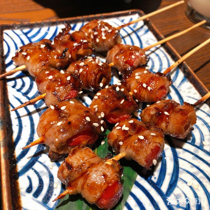 八两·食肉帝国烧肉丼饭专门店牛肉番茄烤串图片 - 第426张