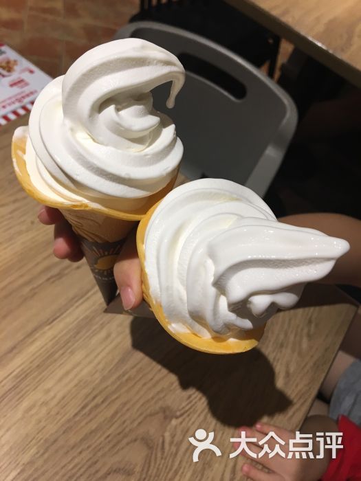肯德基(益田假日店)原味冰淇淋花筒芒果筒图片 第4张