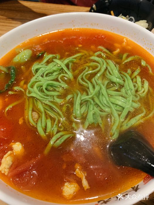 秦时光肉夹馍(绿宝广场店)西红柿鸡蛋菠菜面图片