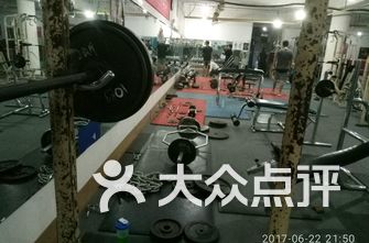 北京健身房排名_健身房美女
