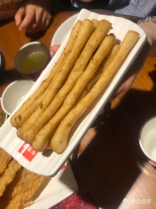 牛很鲜潮汕牛肉火锅(欧洲城店)茴香小油条图片 - 第135张