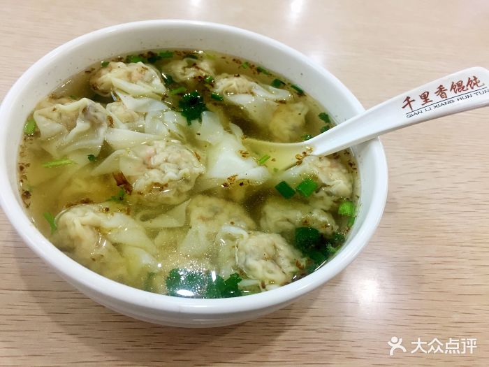 老上海混沌王香菇鲜肉馄炖图片 - 第1张