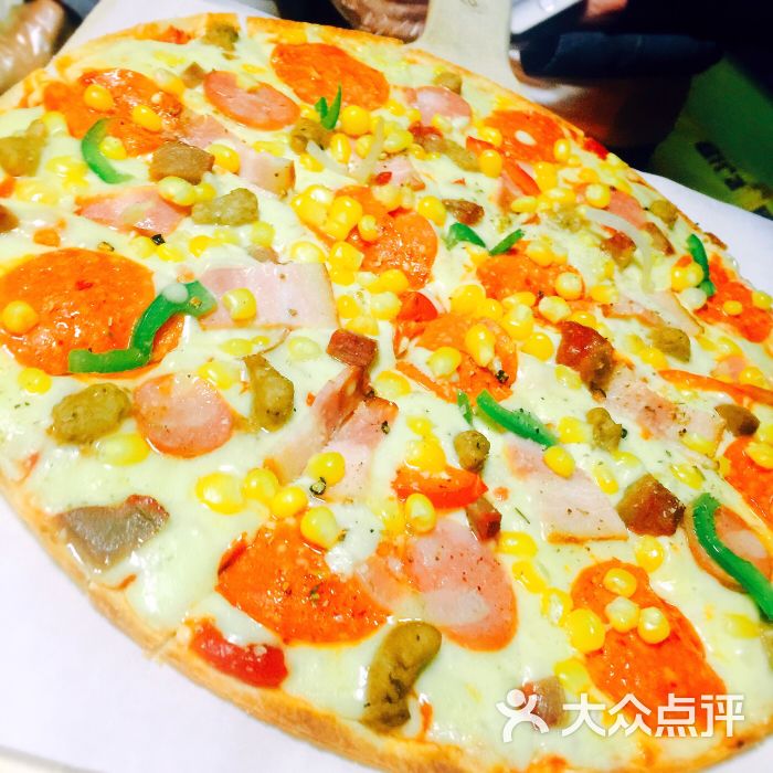 小熊图片披萨(哈西店)-演艺-哈尔滨方案私房美食街美食图片