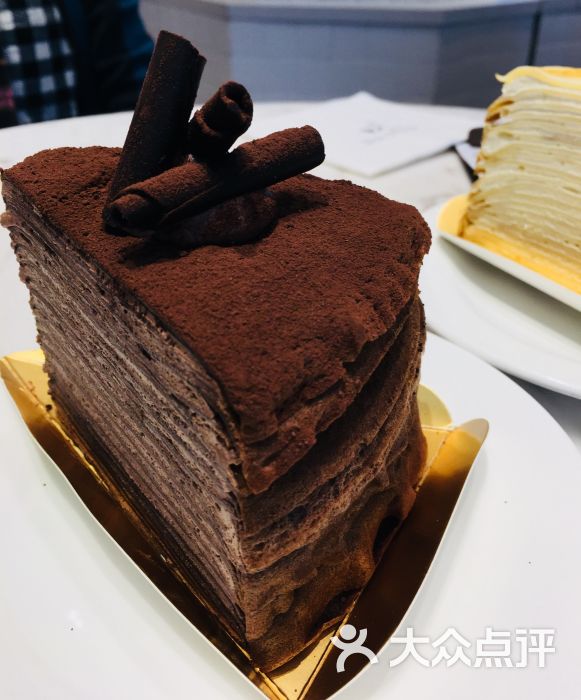 早安巴黎(黄金城道店)巧克力千层蛋糕图片 第1张