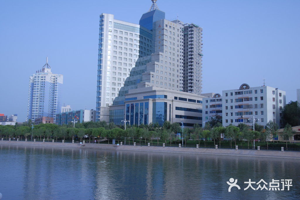 库尔勒梨城花园酒店酒店的外景风和日丽图片 - 第54张