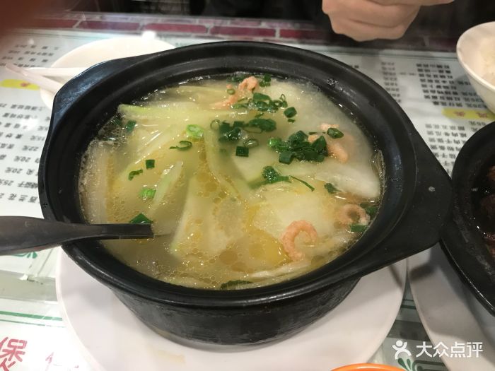 家乐煲仔在西店作文附近。分题目两处。红山美食的做东西市场关于图片