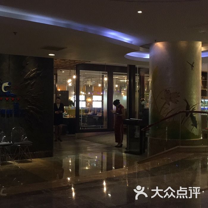 小天鹅戴斯酒店鲸鲨百汇自助餐厅