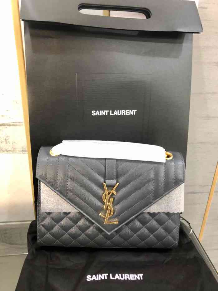 ysl(万象城芮欧ysl专柜)