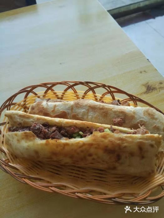驴肉火烧(龙居花园店)驴肉火烧图片