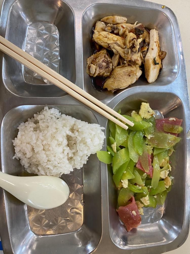 浙江中医药大学食堂-"从大二吃到大四的食堂,我可以说